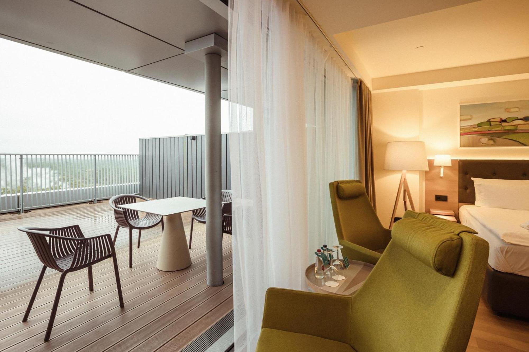 Lielupe & Conferences By Semarah 4* Jurmala